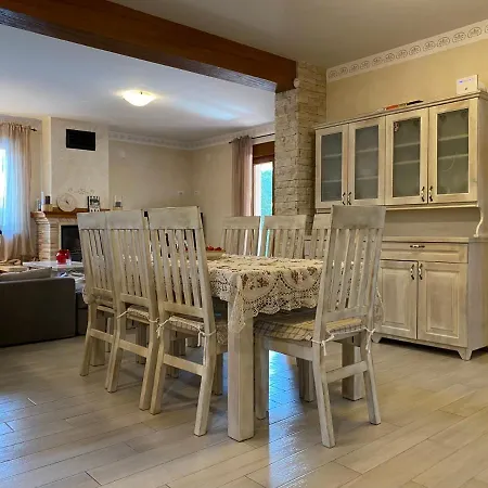 Villa Eva Karigador