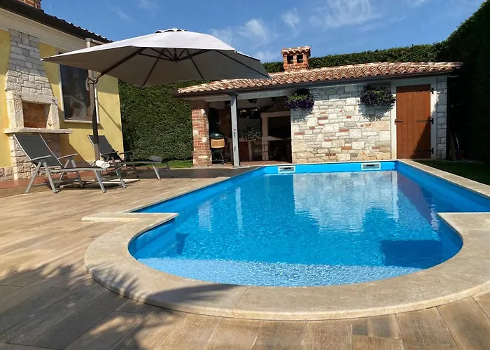 Eva Karigador Novigrad Istria